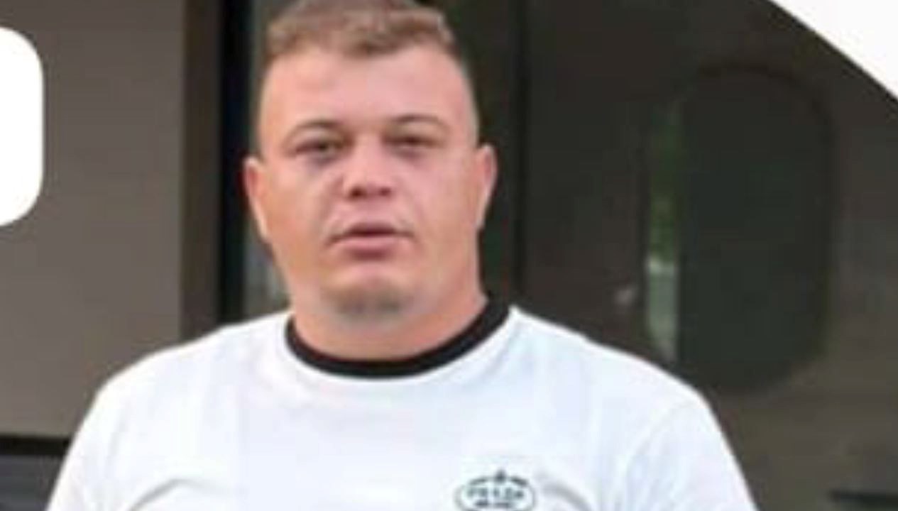 motosikletle tabelaya carpmisti 35 gun sonrahayatini kaybetti dhE2RO5I