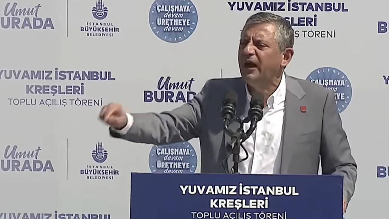 ozgur ozelden carpici sozler hizmet de acsak ozgur celikle hapis de yatsak ozgur celikle yatariz YuS3mOda