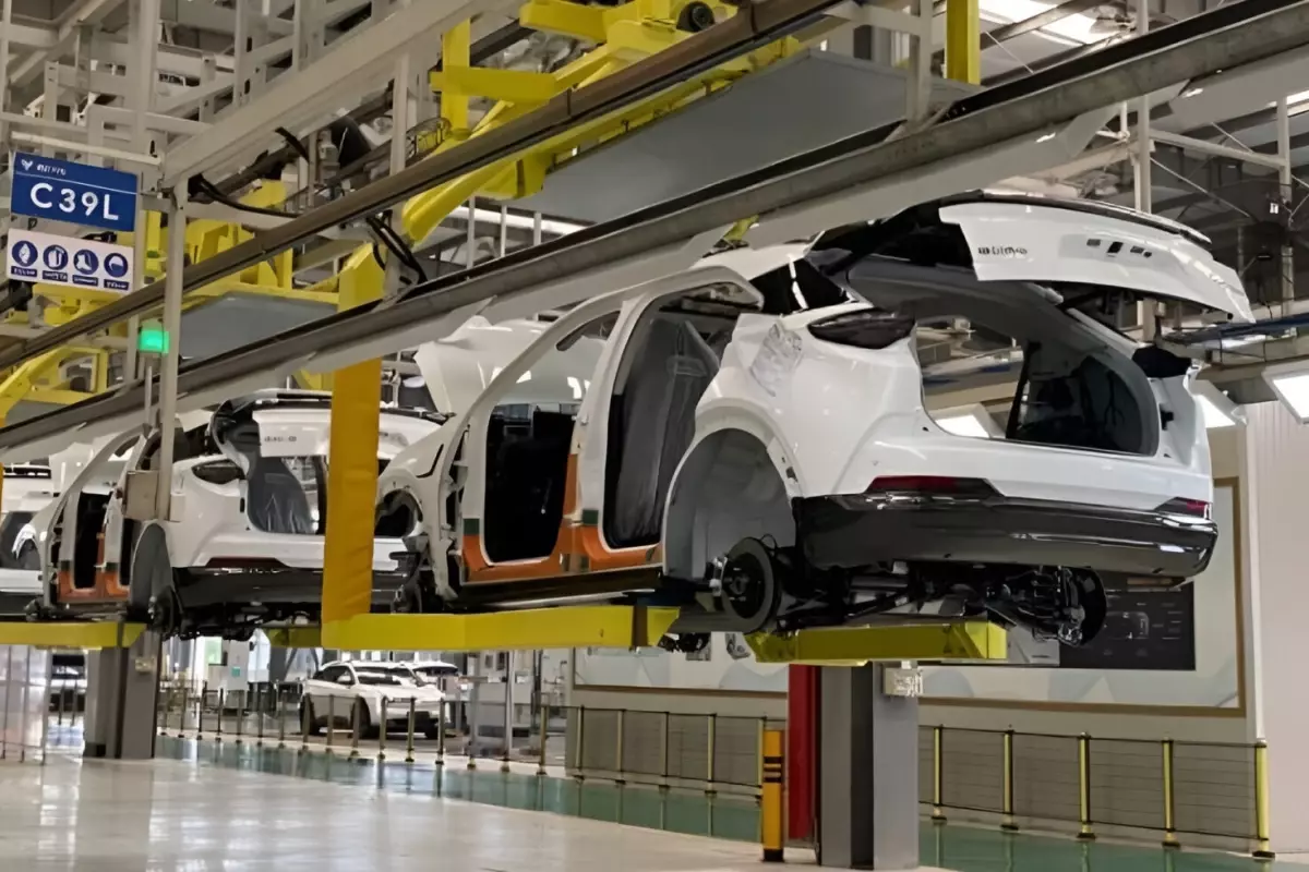 binlerce calisani bulunan otomotiv devi iflas bayragini cekti 5Ts2PuMy.jpg