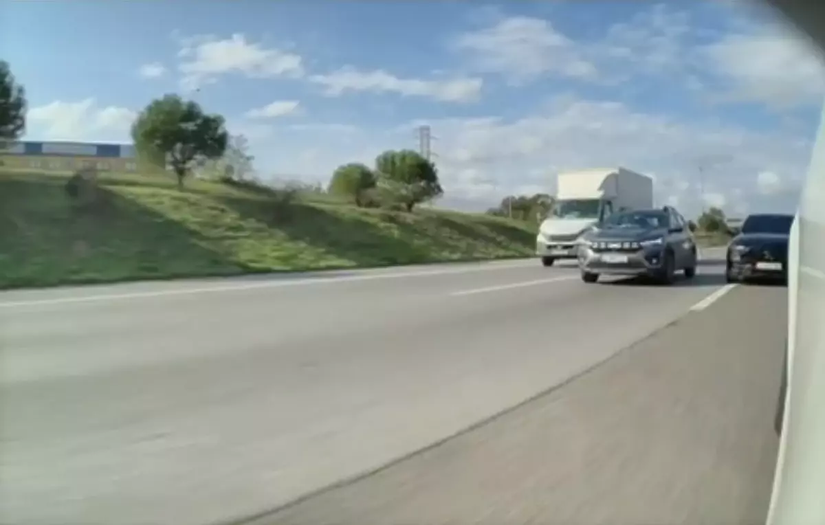 pendikteki tehlikeli surus inceleniyor MHUXqc72.jpg