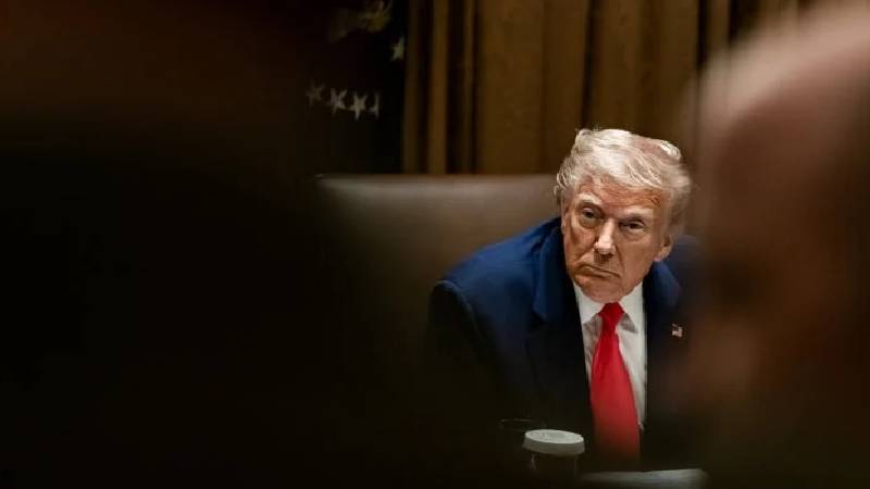 trump hamas silah birakmazsa onlari biz silahsizlandiracagiz DYnFBvUt.jpg