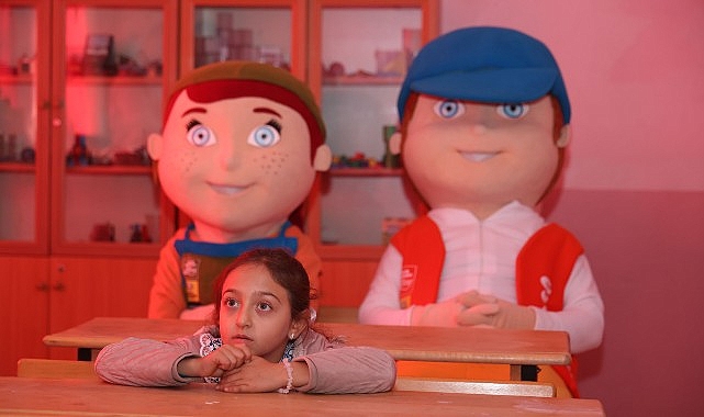 ilgin gokceyurtun tek ilkokul ogrencisi ilaydaya milli tohum bilinci kazandirildi MHBCpxCp.jpg