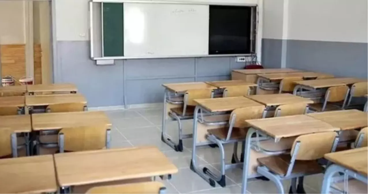 yarin okullar tatil mi izmir istanbul bursa ve manisada yarin 4 kasim okullar tatil mi JDpIMDxM.jpg